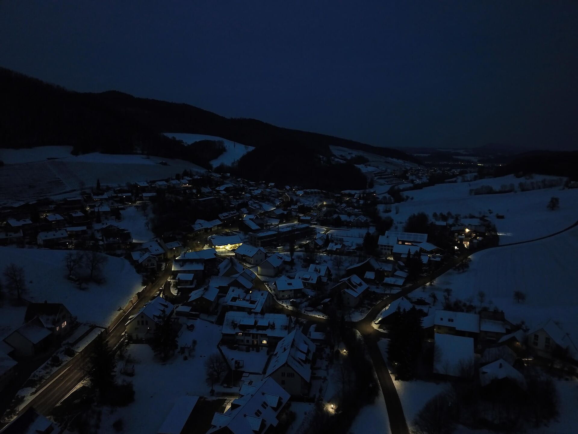 Strassenbeleuchtung in Thalheim